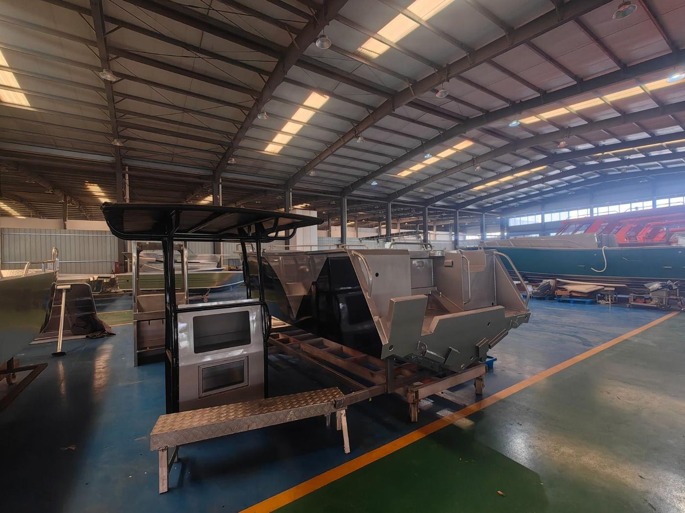 Boat and fittings in the factory
